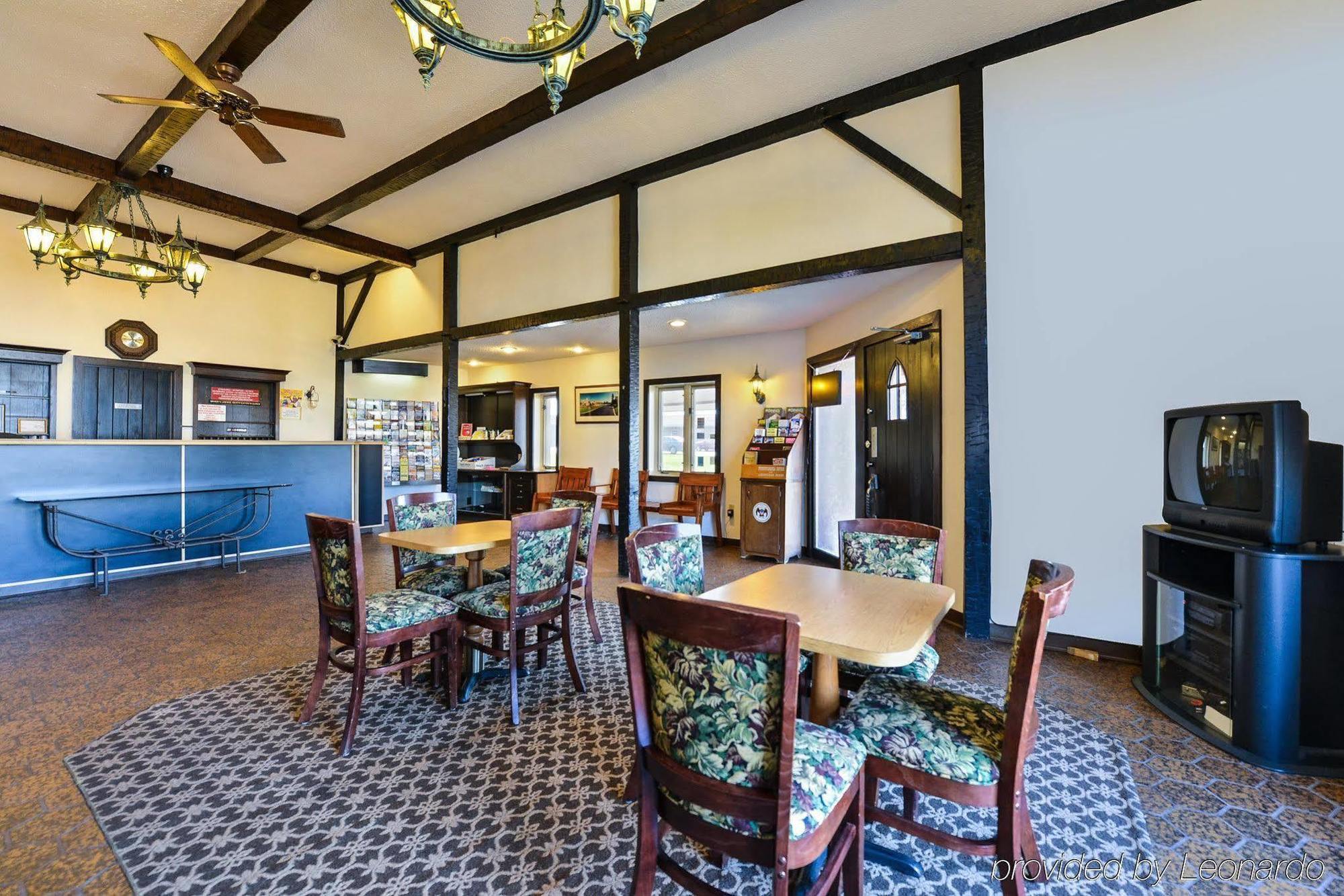Soudersburg Inn & Suites Lancaster Ронкс Экстерьер фото